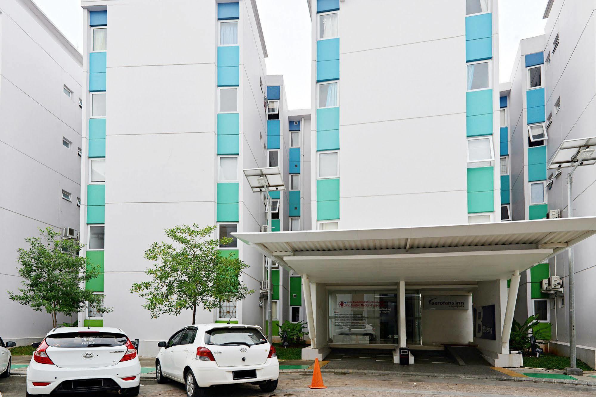 Zen Rooms Basic Tangerang Aeropolis Екстериор снимка